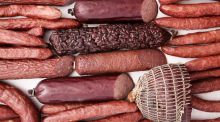 Comer carne roja procesada aumenta el riesgo de demencia