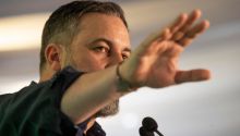 Abascal pide al PP romper con el PSOE en la UE para apoyar los presupuestos autonómicos