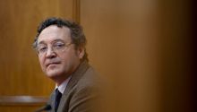 El Supremo revisa si fue legal el registro del despacho del fiscal general del Estado