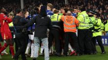 Premier. El Everton frustra al Liverpool en un derbi bochornoso