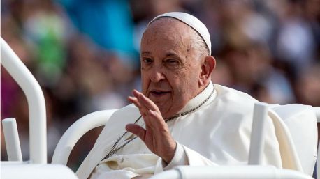 El Papa necesita 'reposo absoluto' tras ser ingresado por una bronquitis