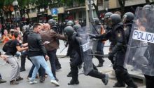 Confirmada la amnistía a los 46 policías investigados por las cargas del 1-O
