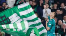 LaLiga. El Betis de Antony hurga en la herida de la Real Sociedad