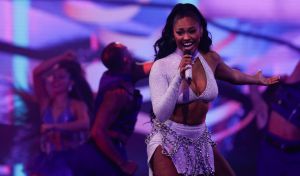 La canaria Nia Correia conquista el Festival de la Canción de Viña del Mar