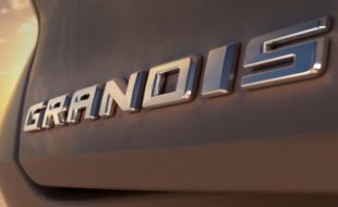 Mitsubishi prepara la llegada del Grandis con 8 años de garantía