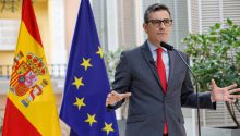 El juez Peinado rechaza que Bolaños declare por escrito como testigo en el caso Begoña Gómez