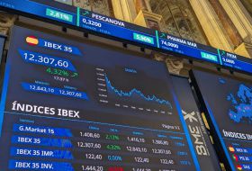 El Ibex pierde un 1% semanal por las fuertes oscilaciones ante la guerra comercial