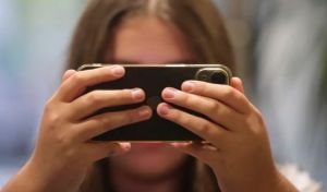 El 90% de los menores de 12 años está afectado por la sobreexposición a pantallas