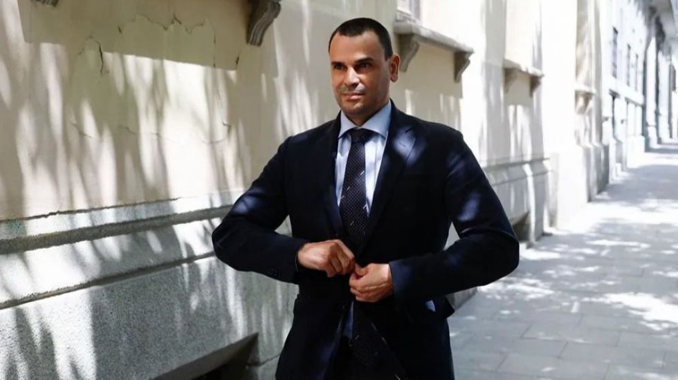 La jueza da la razón al novio de Ayuso y declara legales las obras de su piso