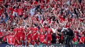 El Liverpool aplasta al Tottenham y se proclama campeón de la Premier