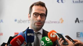 Cuerpo se reúne con el PP: buscará apoyo al plan arancelario contra Trump