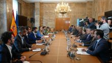 El Gobierno aprovecha el apagón para asaltar las compañías eléctricas: el CNI accede a sus datos