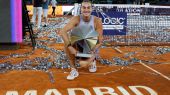 Sabalenka conquista su tercer Madrid Open tras imponerse a Gauff