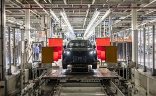 El gran apagón pone a prueba la automoción: las fábricas recuperan el pulso tras la sacudida eléctrica