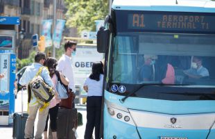 Detenidas 28 personas por 133 robos en los autobuses de la red pública de Barcelona