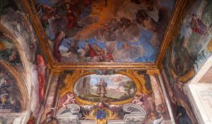 Madrid muestra el resultado de la restauración de los frescos del oratorio de la Casa de la Villa