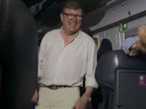 El vídeo viral de Los Morancos cantando por bulerías dentro de uno de los trenes parados