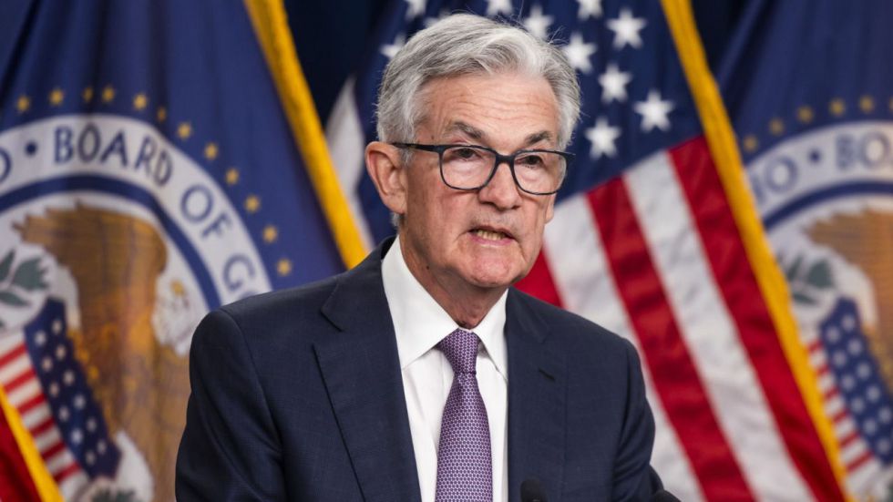 La Fed desafía a Trump y deja los tipos sin cambios en su rango del 4,25 al 4,5%