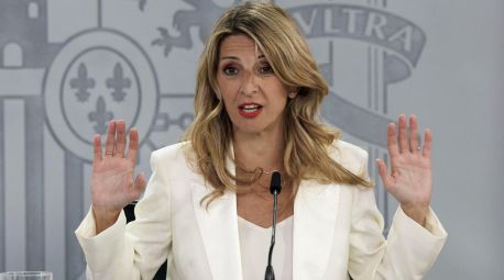 Díaz riñe a los sindicatos por meterse con Junts y les pide 'hablar poco y trabajar mucho'