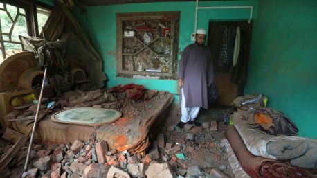 Continúa la escalada bélica entre India y Pakistán, con ataques mutuos