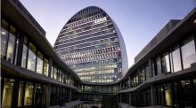 El Gobierno busca esta semana armarse de razones para complicar la opa de BBVA al Sabadell