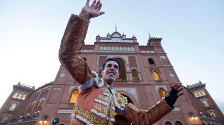 Crónica taurina en El Imparcial. Las Ventas: Misterio salva la tarde