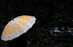 El tiempo: chubascos y tiempo fresco antes de un fin de semana soleado