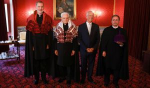 Felipe VI, investido doctor honoris causa por la Universidad de Coimbra