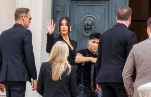 Kim Kardashian declara en el juicio del multimillonario robo que sufrió en 2016