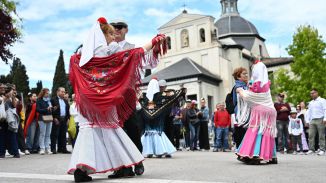 La Pradera de San Isidro, radiante y desbordada de chulapos y chulapas