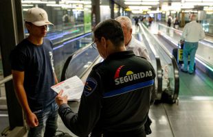 Ayuntamiento y Aena llegan a un acuerdo para realizar el censo de personas sin hogar en Barajas