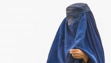 Junts fija posición contra el uso del burka o el niqab en el espacio público y del velo en las escuelas