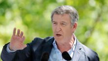 Feijóo : 'Sánchez dirige un Gobierno sin principios, sin palabra y sin rumbo'