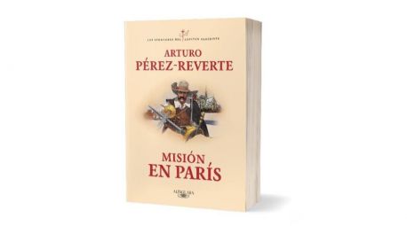 Arturo Pérez Reverte anuncia una nueva entrega del capitán Alatriste: 'Vuelve'