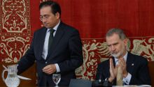 Albares reclama al cuerpo diplomático ante el Rey que trabaje por la oficialidad del catalán en la UE