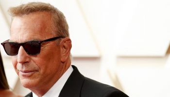 Una actriz demanda a Kevin Costner por una 'violenta escena de violación no guionizada'