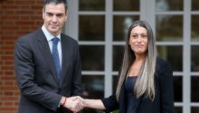 Sánchez cede a Cataluña la gestión de los secretarios, interventores y tesoreros municipales