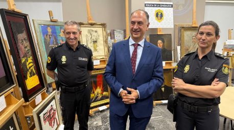 La Policía interviene una subasta con 41 obras falsas de Dalí, Sorolla y Warhol