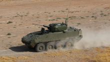 El Ejército de Tierra recibe por fin 11 blindados 8x8 Dragón