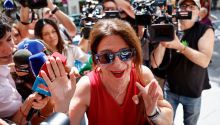 La 'fontanera' y el PSOE, tan amigos: se da de baja en el partido