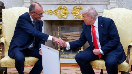 Trump enfría tensiones comerciales con la UE en la visita de Merz