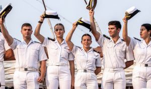 La princesa Leonor regresa a España tras cinco meses a bordo de Elcano