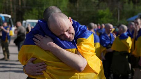 Rusia y Ucrania canjean un primer grupo de prisioneros