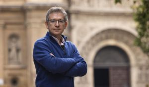 Santiago Posteguillo anuncia la tercera entrega de su popular saga sobre Julio César