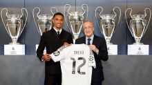 Alexander-Arnold, presentado: 'He crecido viendo ganar a este club tres Champions seguidas'