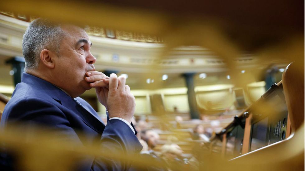 Santos Cerdán solicita al Congreso una indemnización de 19.400 euros como exdiputado