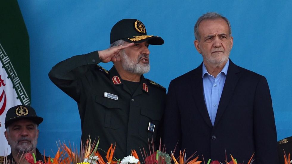Irán está dispuesto a negociar con Israel pero no a reducir su arsenal nuclear a cero