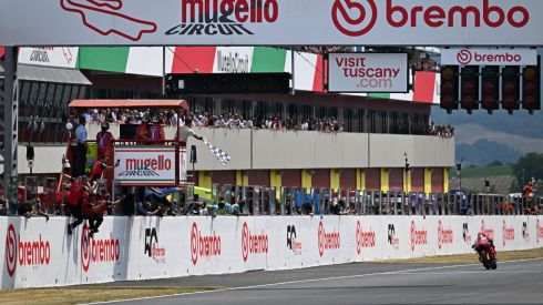 GP Italia. Marc Márquez también gana la mejor carrera del año