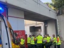 Un hombre empuja al vacío a una mujer a la que no conocía en la estación de Méndez Álvaro