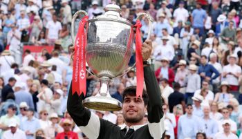 Queen's. Alcaraz se proclama campeón y llega a Wimbledon lanzado